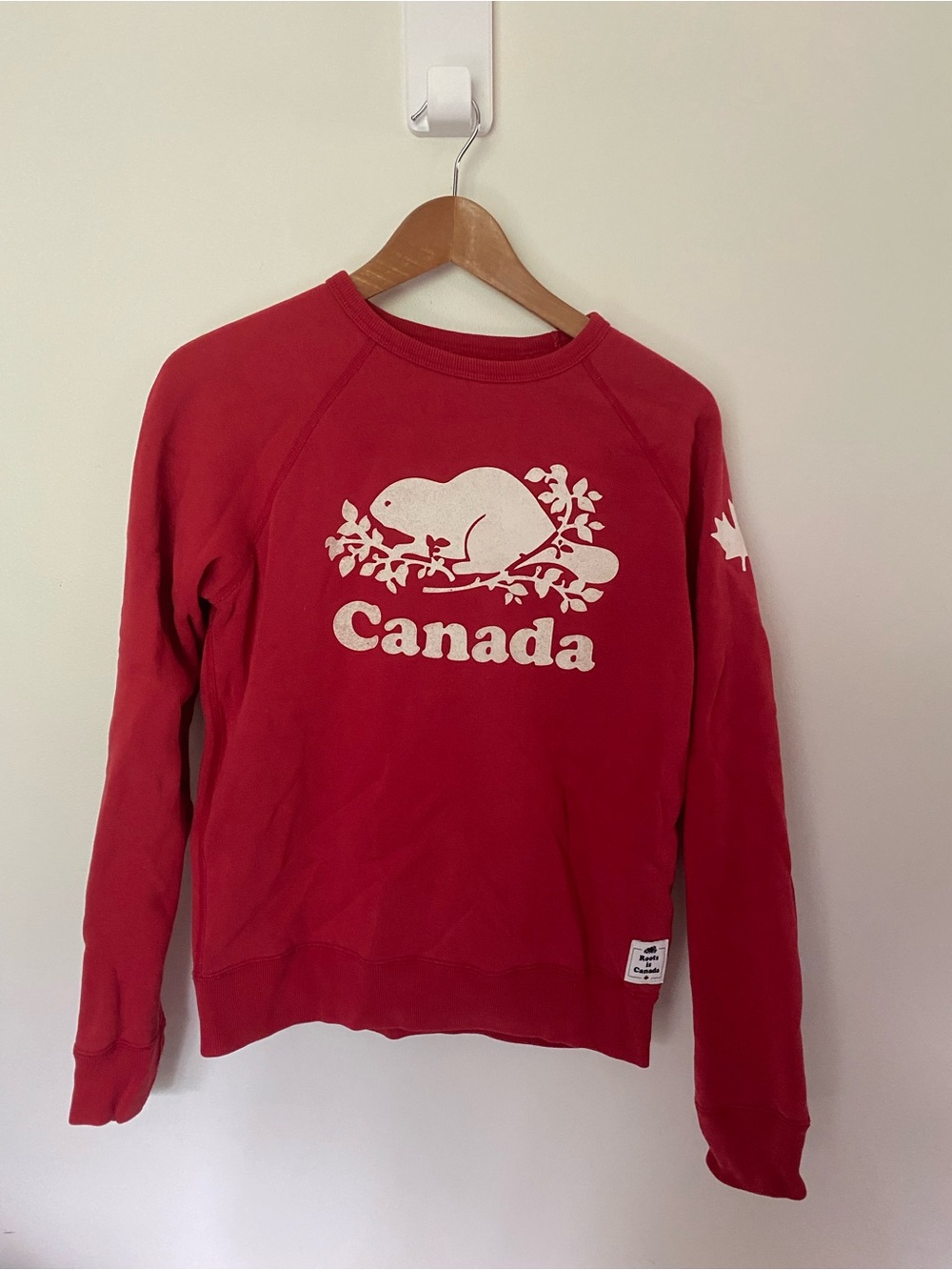 Rare ROOTS Made in Canada - Picture 1 of 11